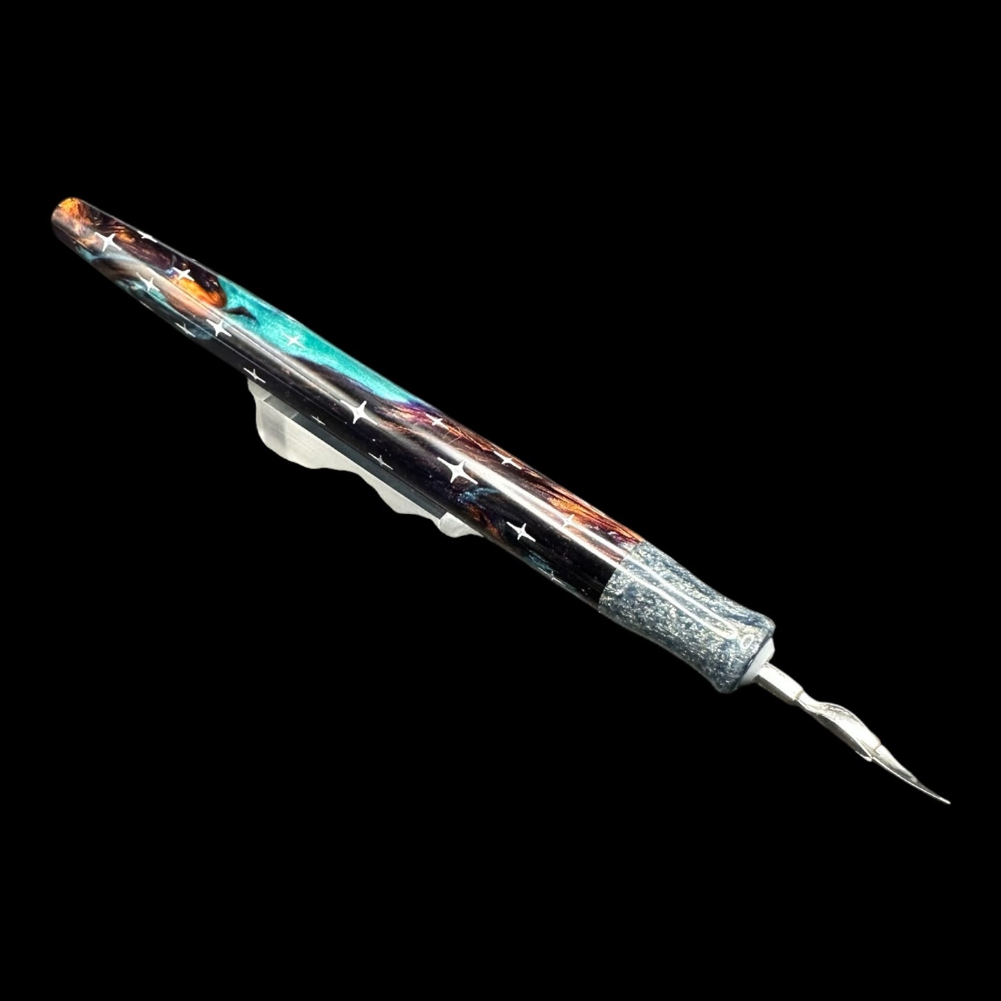 Brooks Bohemian Twilight Resin Long Starlight Nib Holder